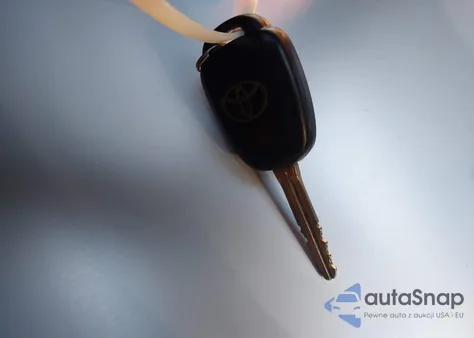 2016 Toyota Corolla S Plus z USA, uszkodzony, nr VIN 5YFBURHE9GP567406